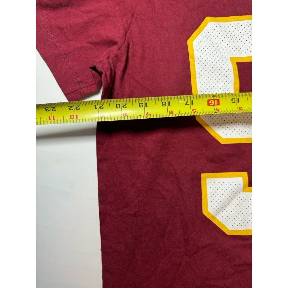 Washington Redskins Nike Tee, Chase Young #99 Men's Large T-shirt